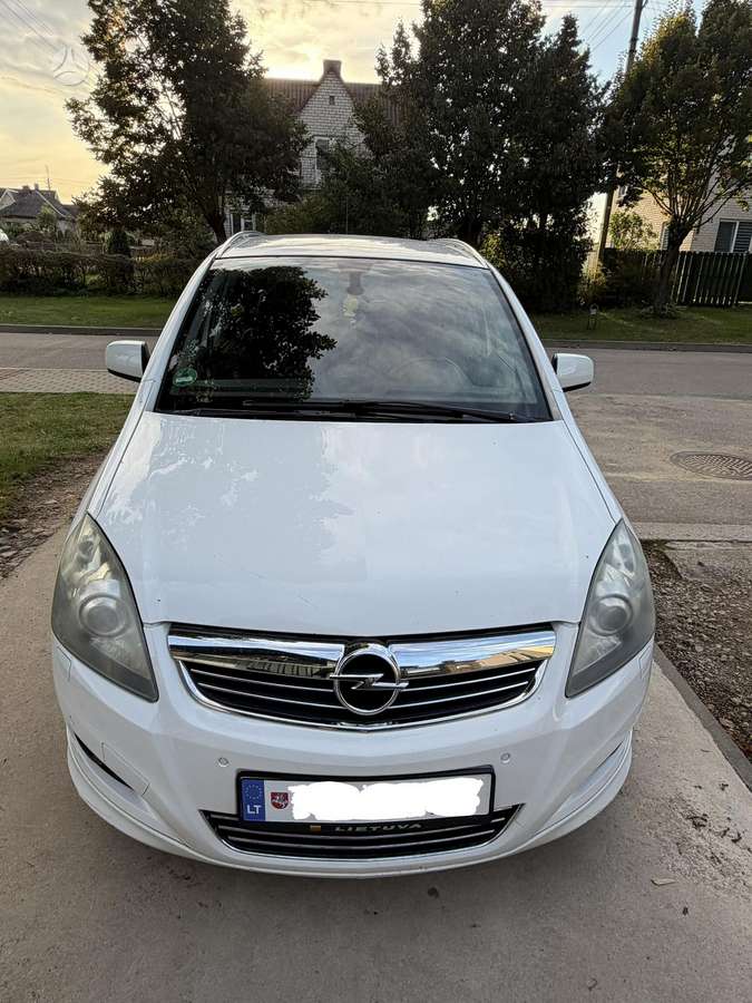 Opel Zafira 2010 — photo 6