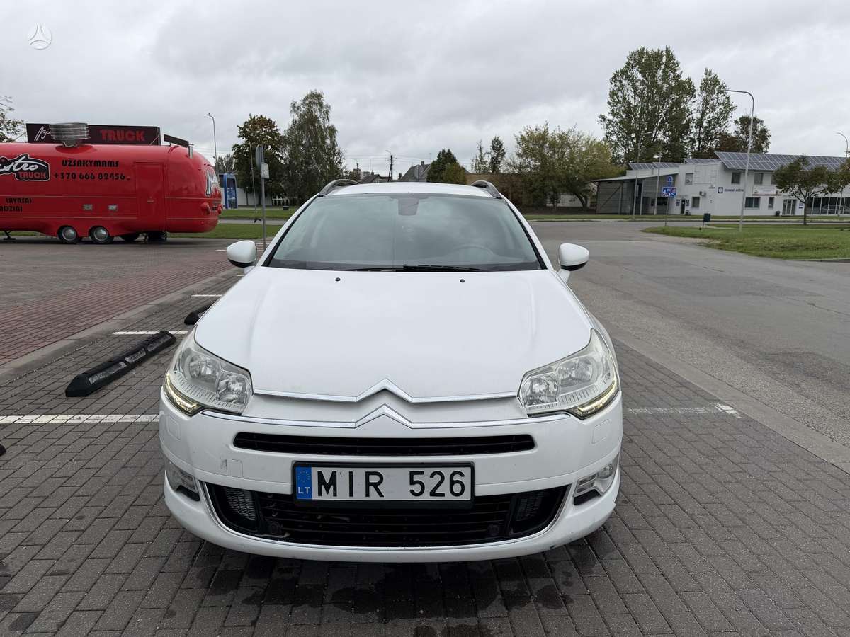 Citroen C5 2012 — вигляд ззаду