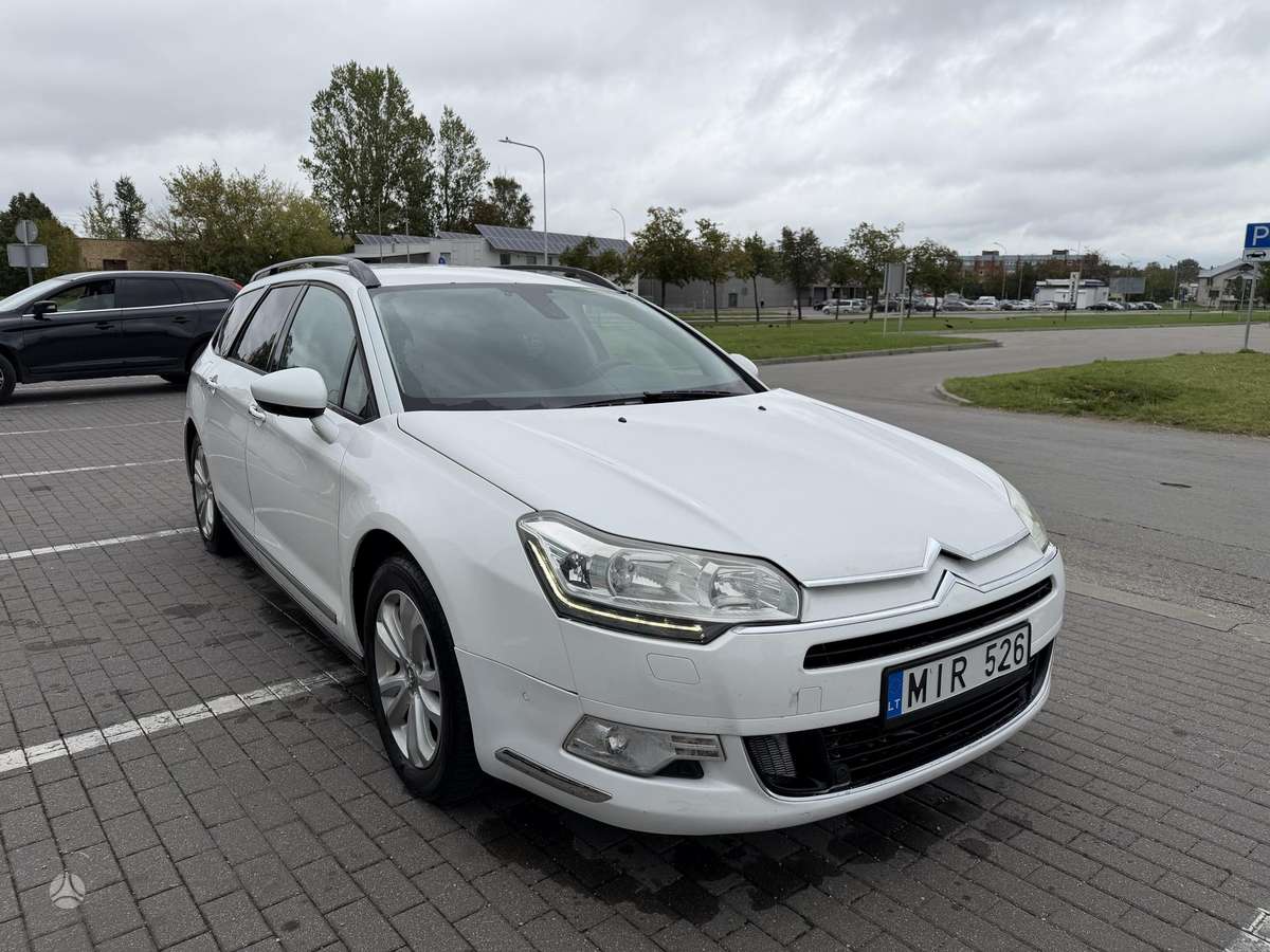 Citroen C5 2012 — салон