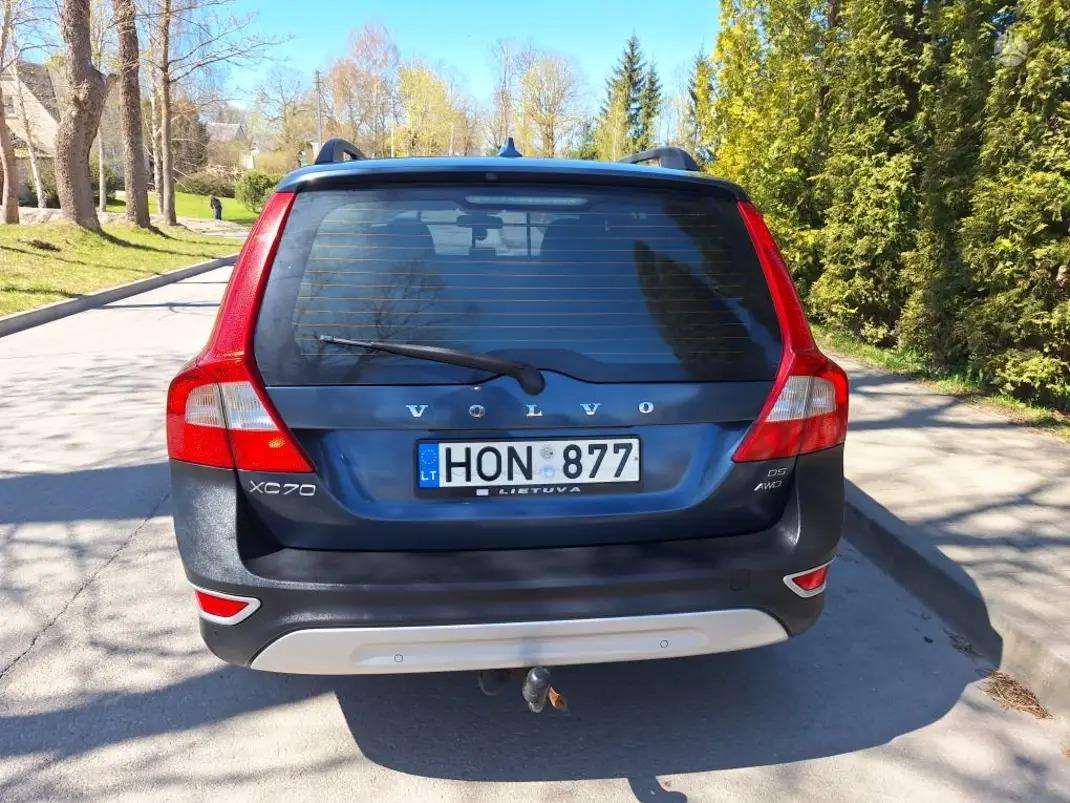 Volvo XC70 2008 — engine 2400 cm³, 185 HP (136kW)