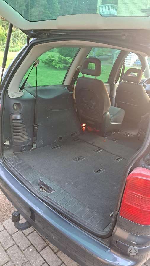 Seat Alhambra 2007 — photo 11