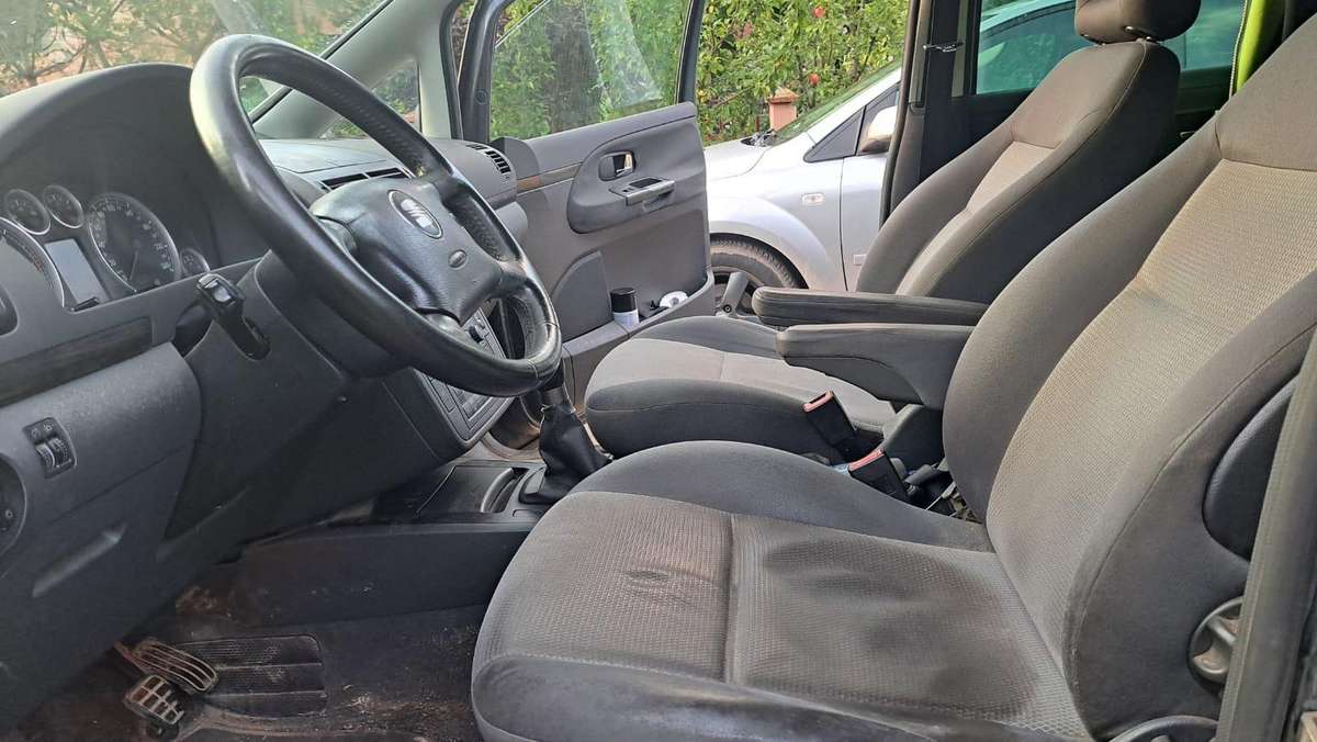 Seat Alhambra 2007 — photo 8