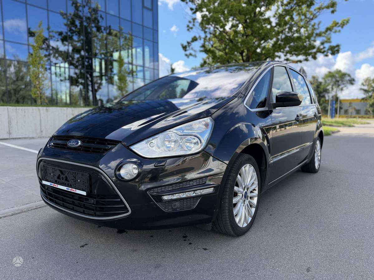 Ford S-MAX 2011 — салон