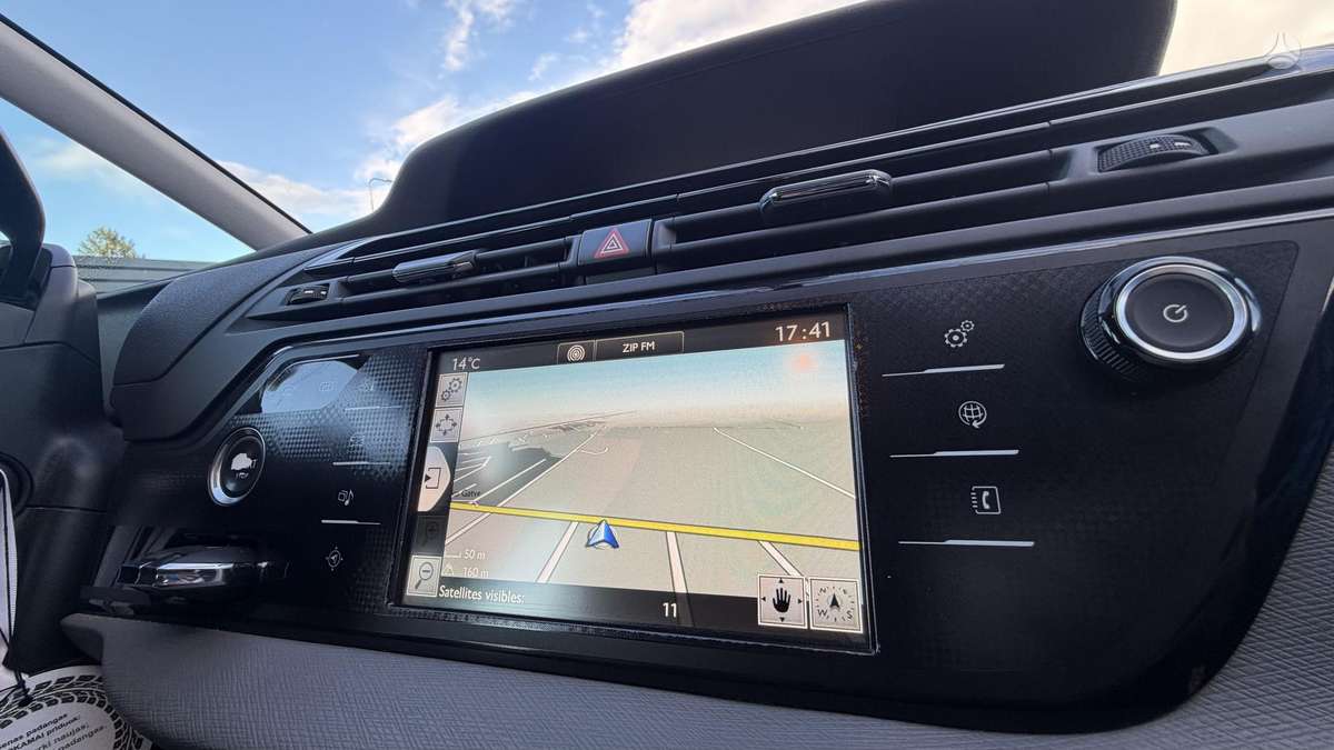 Citroen C4 2014 — photo 14