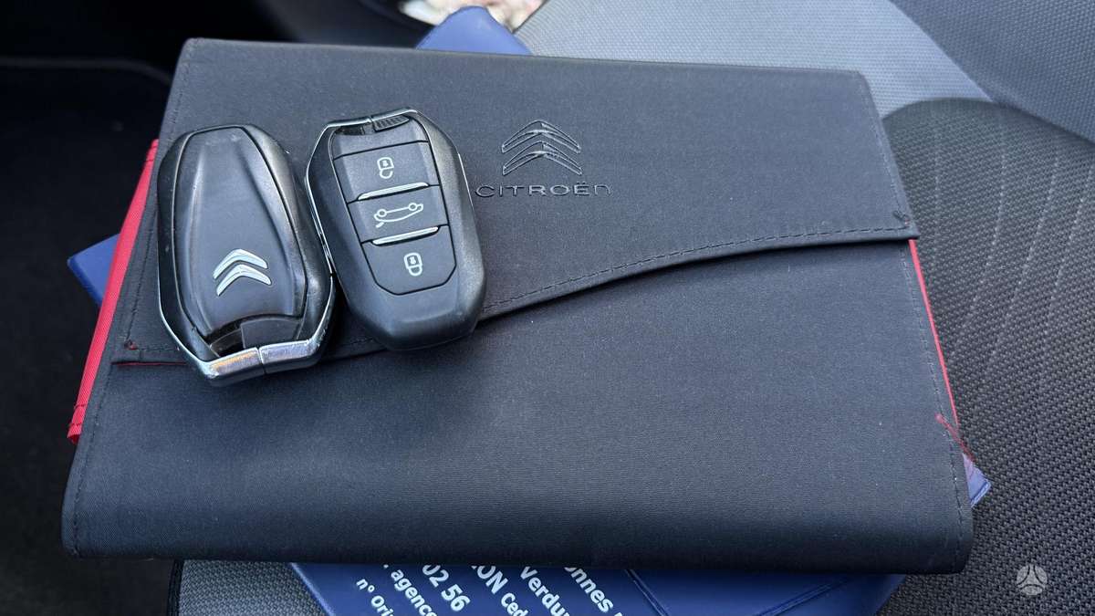 Citroen C4 2014 — photo 20