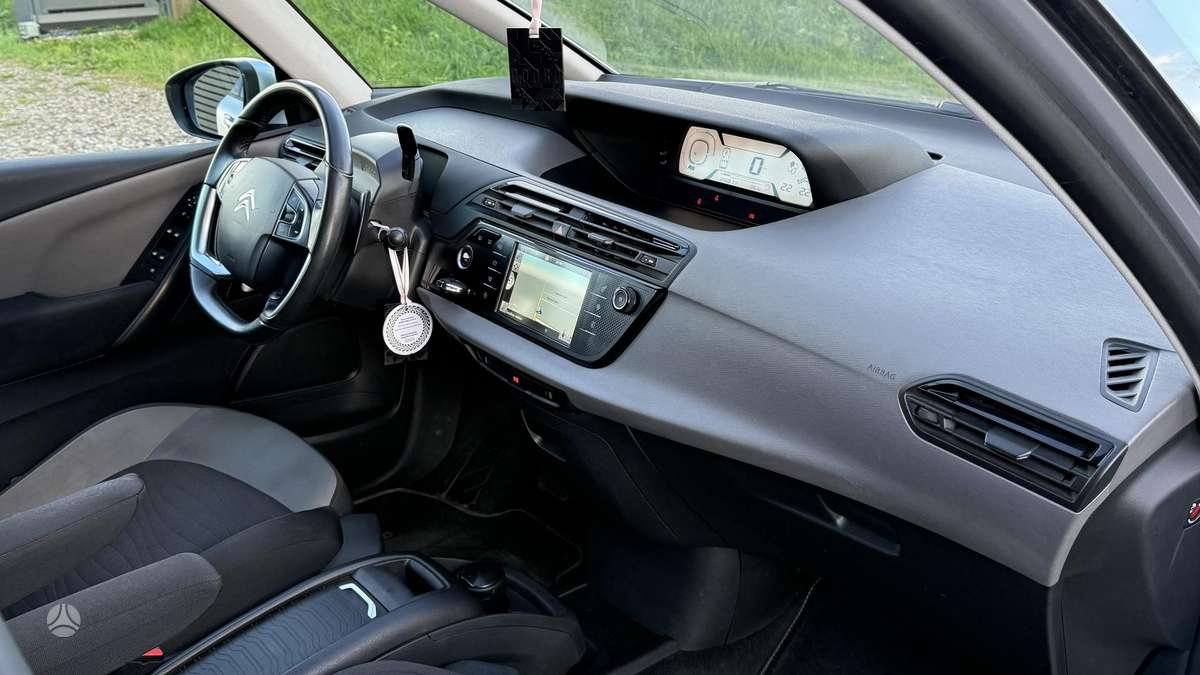 Citroen C4 2014 — photo 9