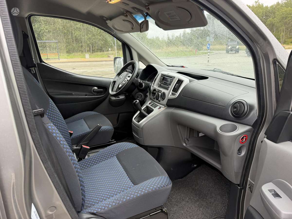 Nissan NV200 2012 — engine 1461 cm³, 90 HP (66kW)