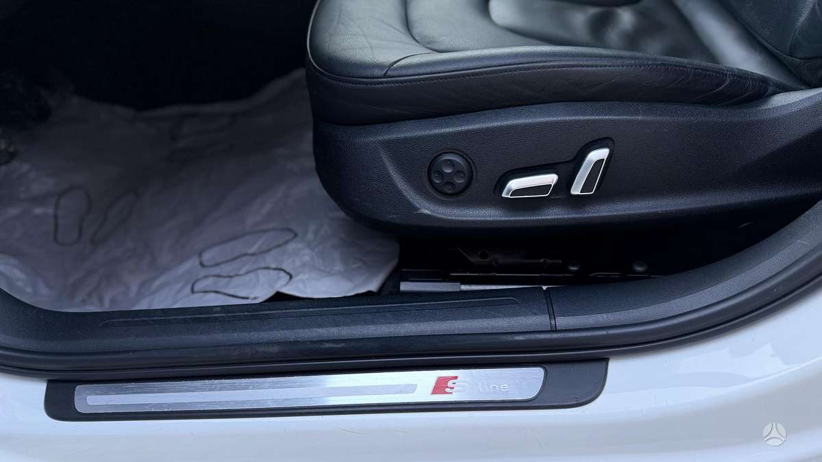 Audi A4 2015 — photo 11