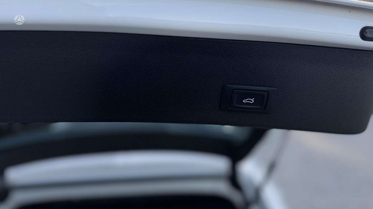 Audi A4 2015 — photo 8