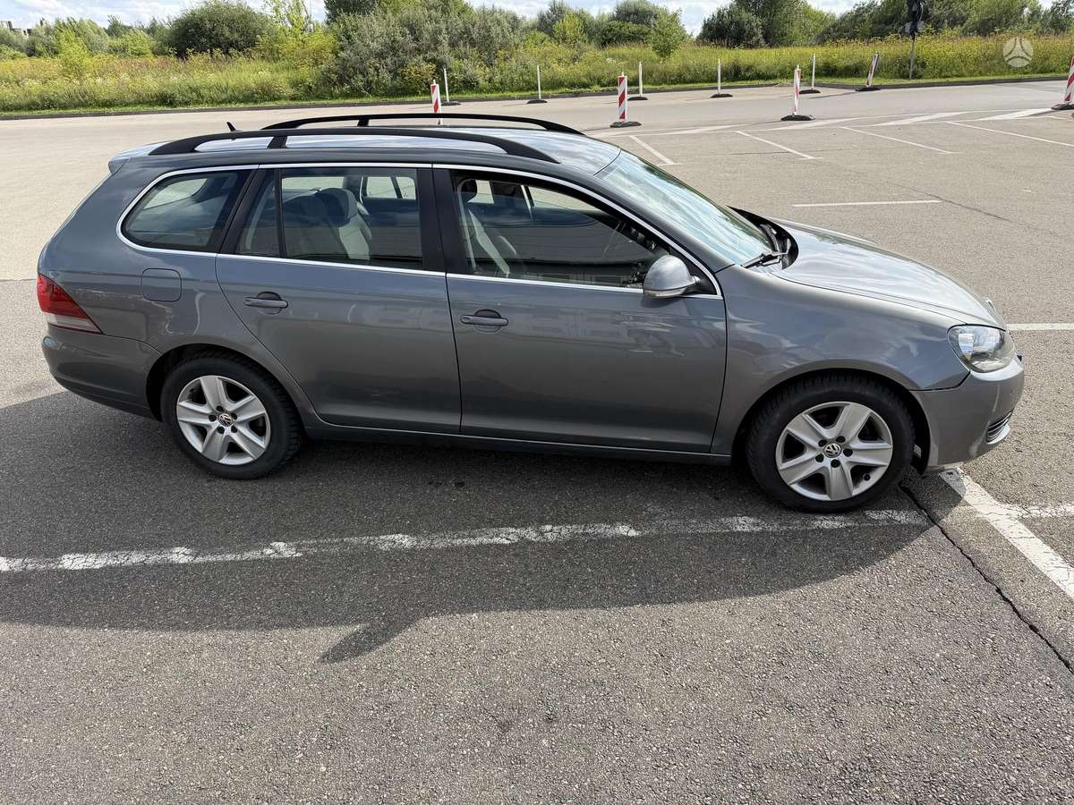 Volkswagen Golf 2010 — photo 6