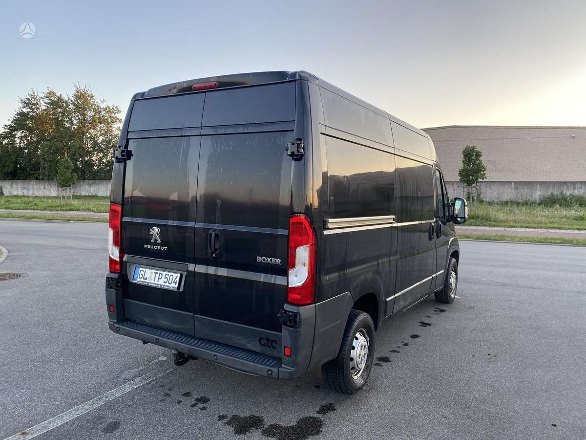 Peugeot Boxer 2015 — engine 2200 cm³, 131 HP (96kW)