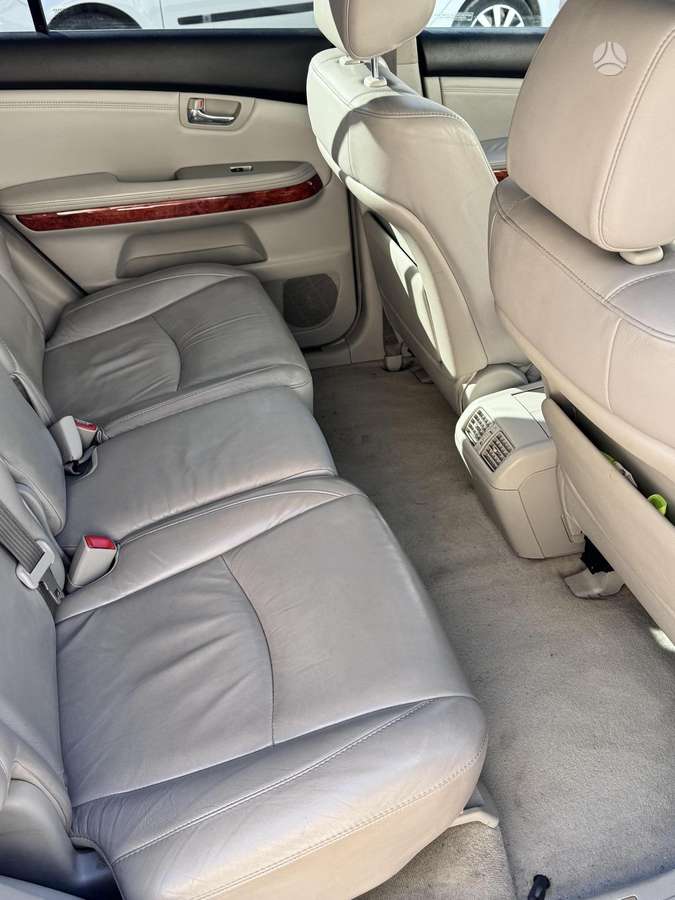 Lexus RX 2005 — photo 8