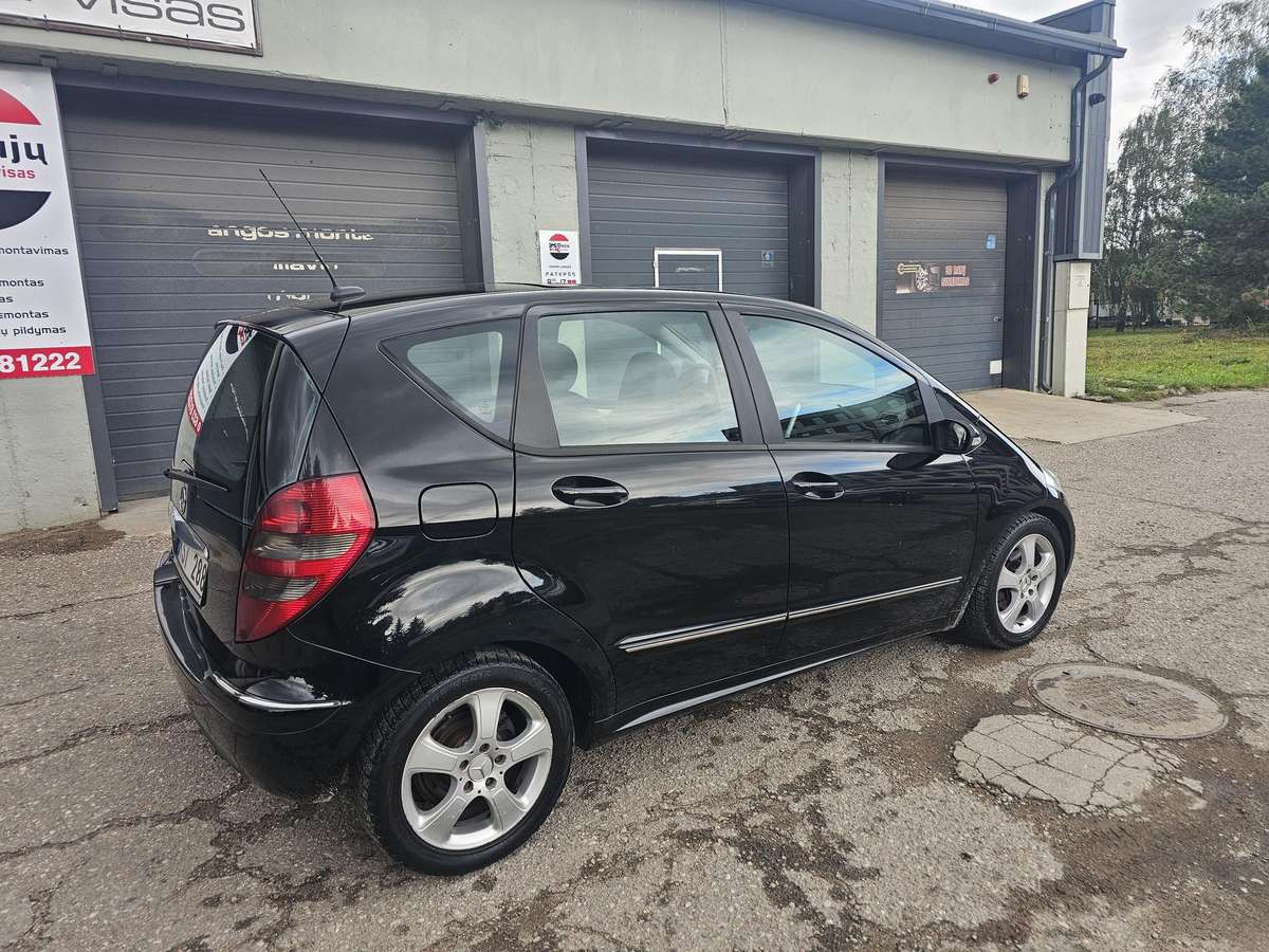 Mercedes-Benz A180 2004 — photo 8