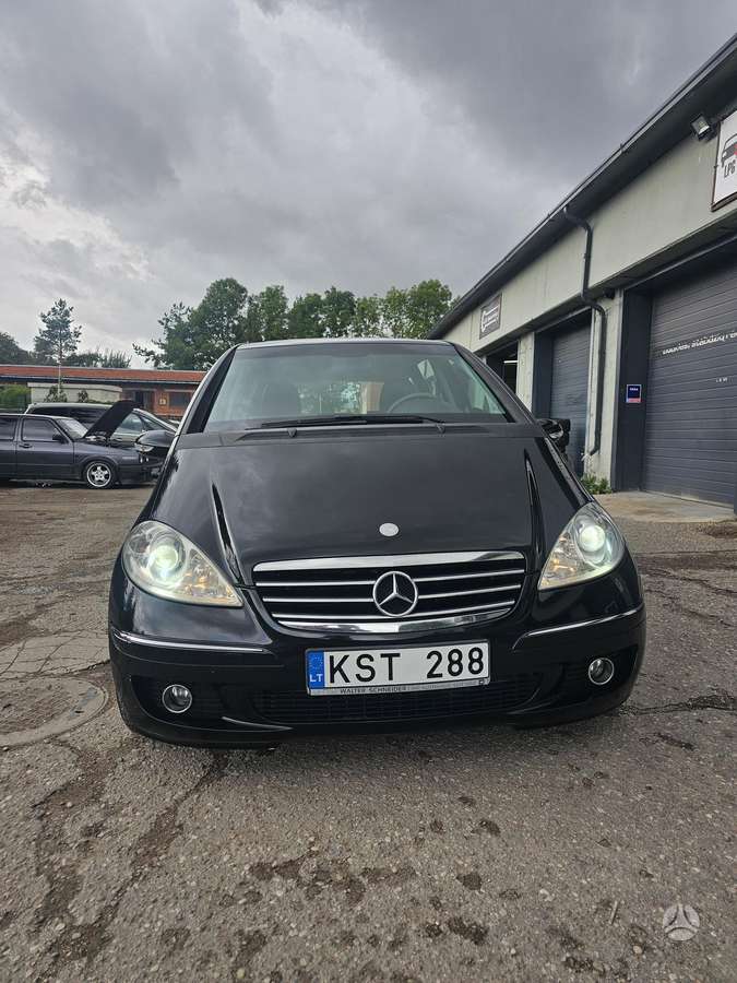 Mercedes-Benz A180 2004 — photo 9