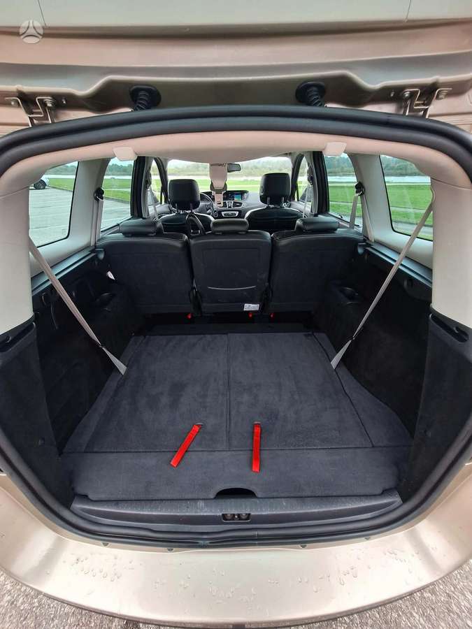 Renault Grand 2015 — photo 12