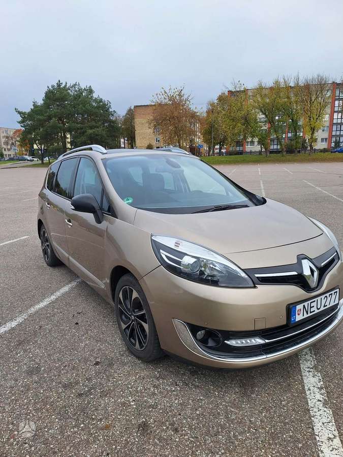Renault Grand 2015 — rear view