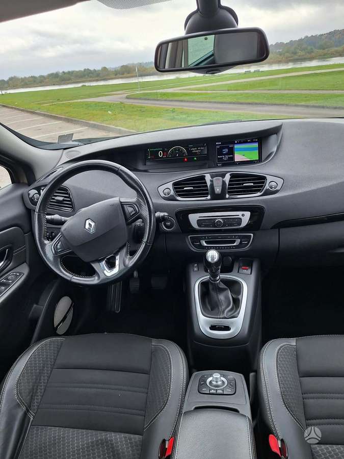 Renault Grand 2015 — photo 5
