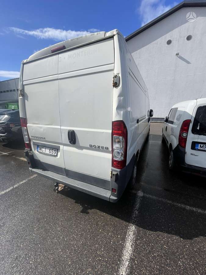 Peugeot Boxer 2012 — interior