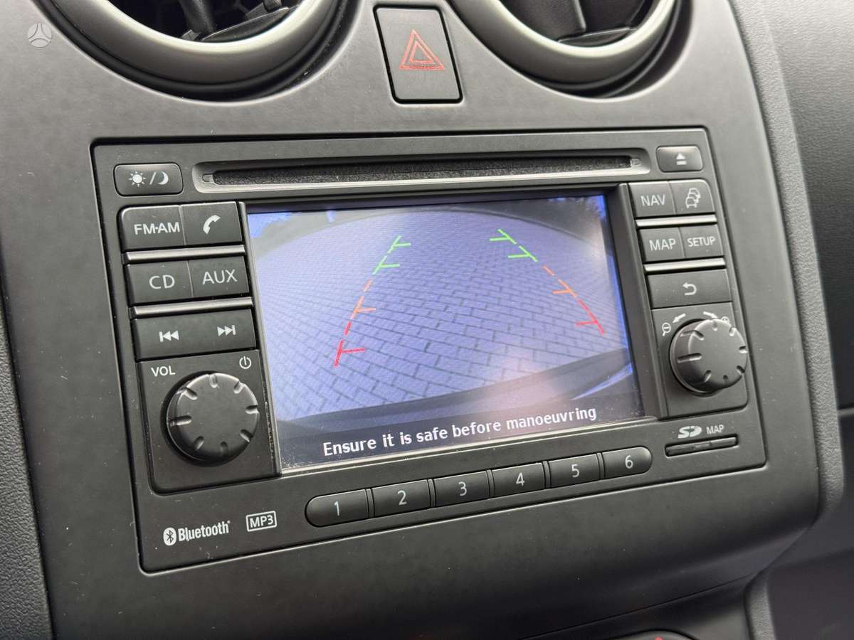Nissan Qashqai 2011 — photo 26