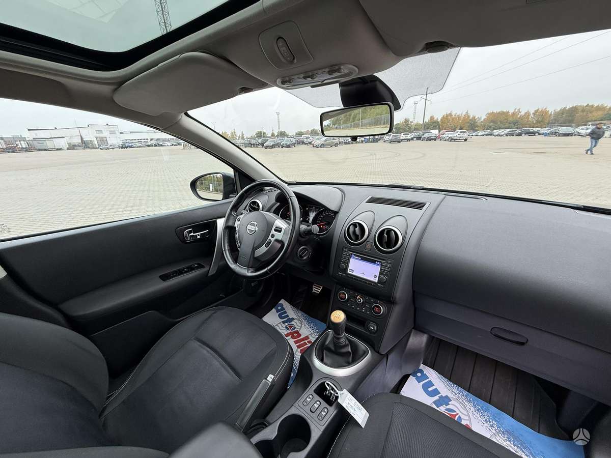 Nissan Qashqai 2011 — photo 8