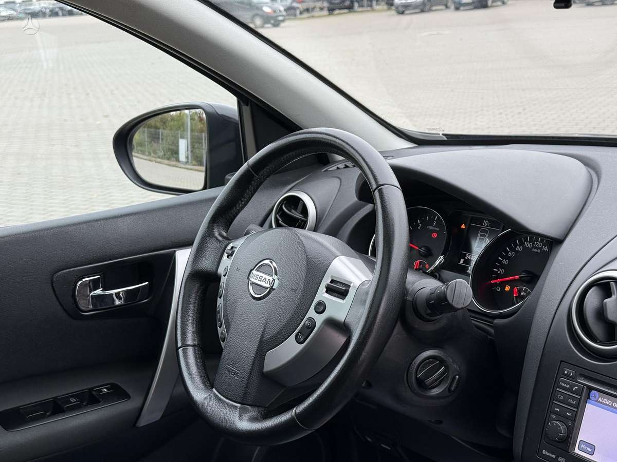 Nissan Qashqai 2011 — photo 9