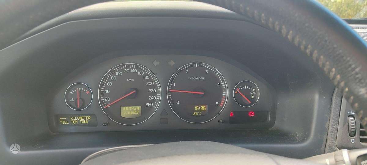 Volvo V70 2007 — photo 12