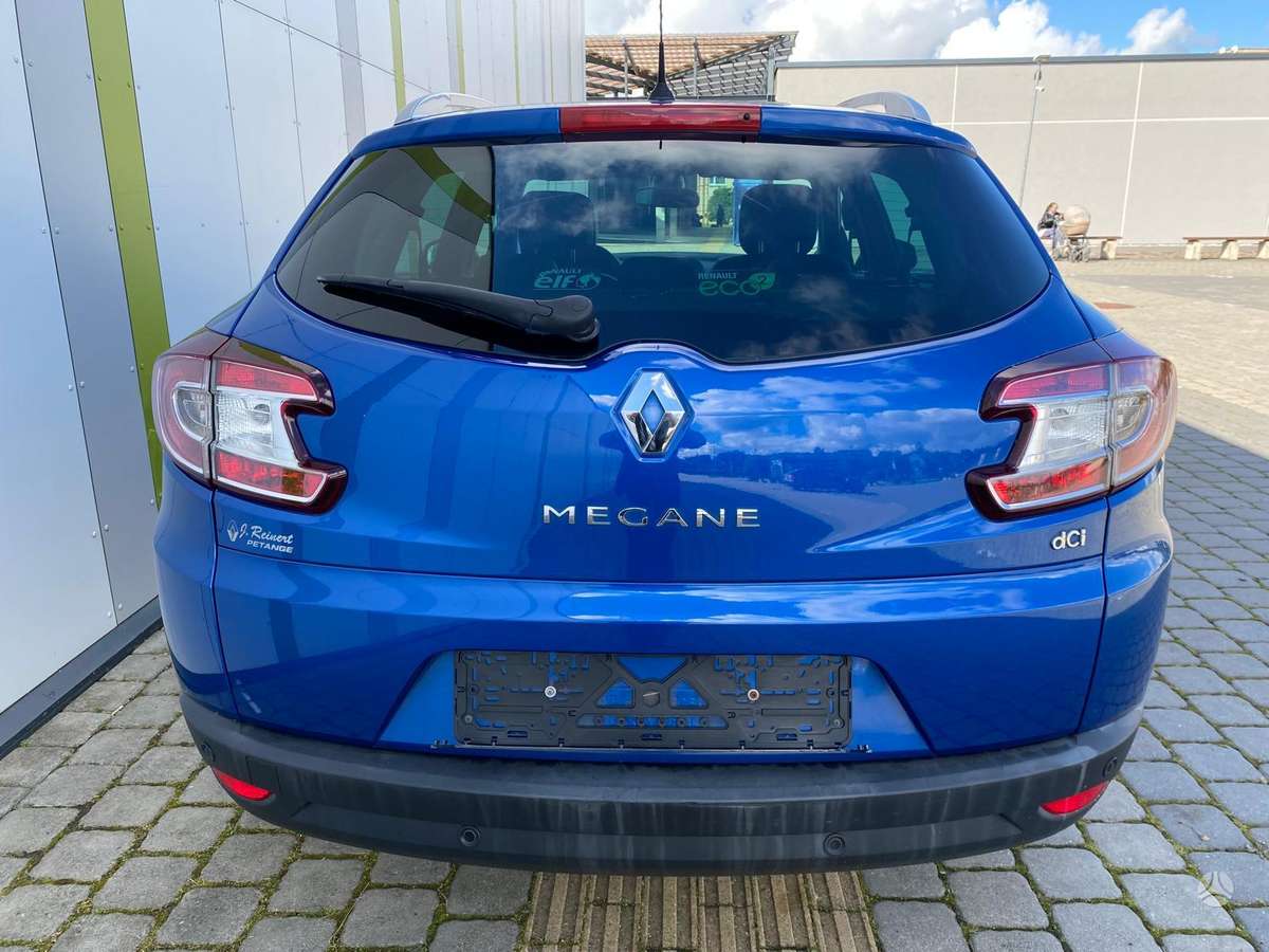 Renault Megane 2011 — engine 1461 cm³, 106 HP (78kW)