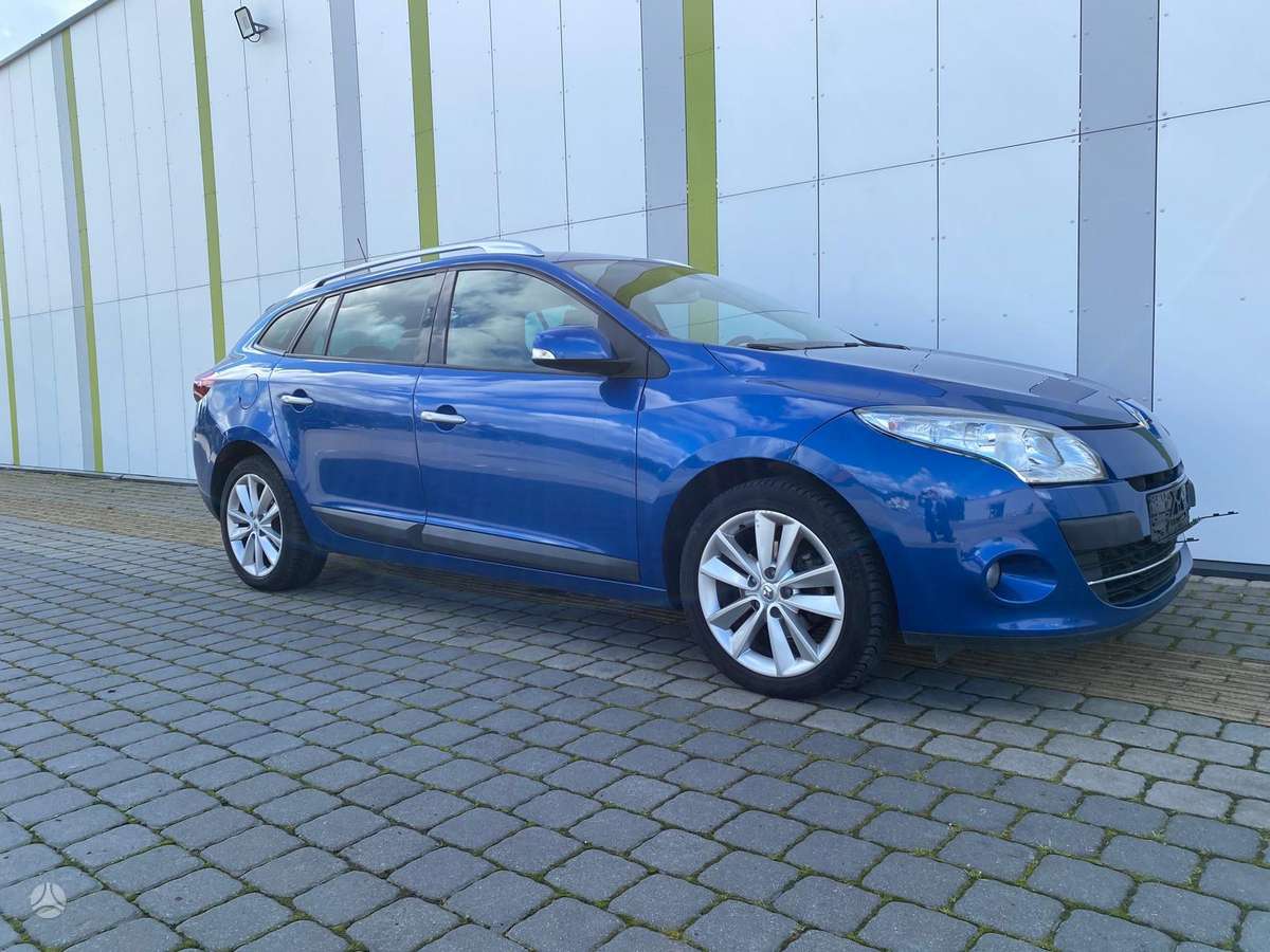 Renault Megane 2011 — photo 7