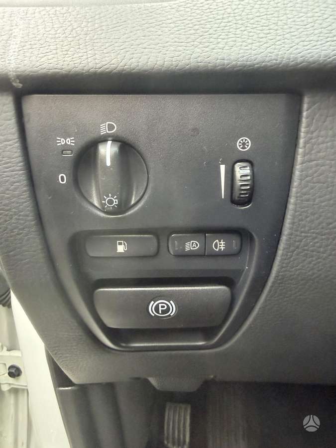 Volvo XC90 2013 — photo 20