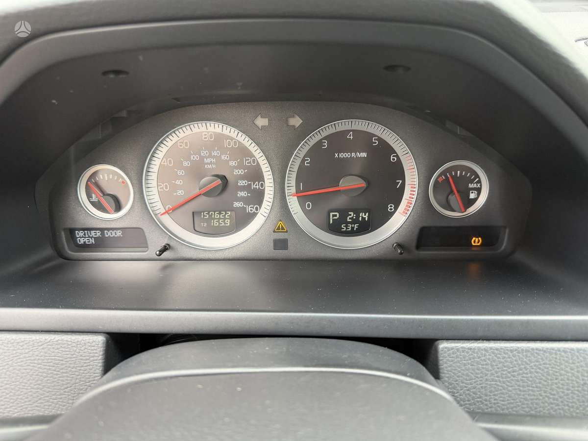 Volvo XC90 2013 — photo 26