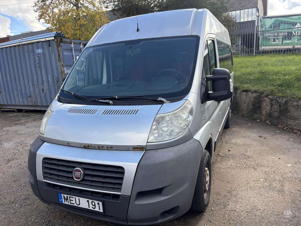 Fiat Ducato 2014 — rear view