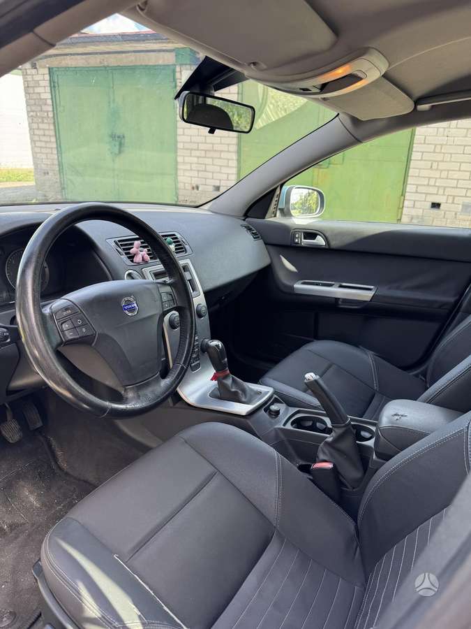 Volvo V50 2006 — photo 5