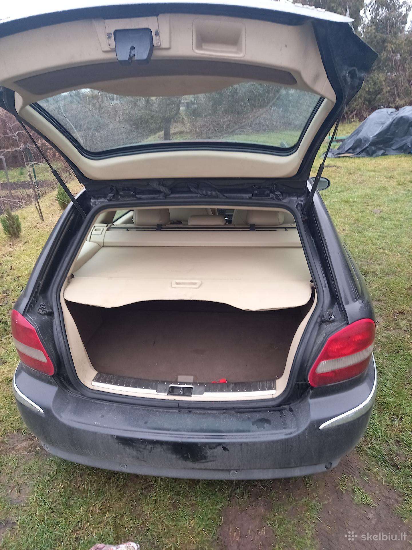 Jaguar X-Type 2006 — interior