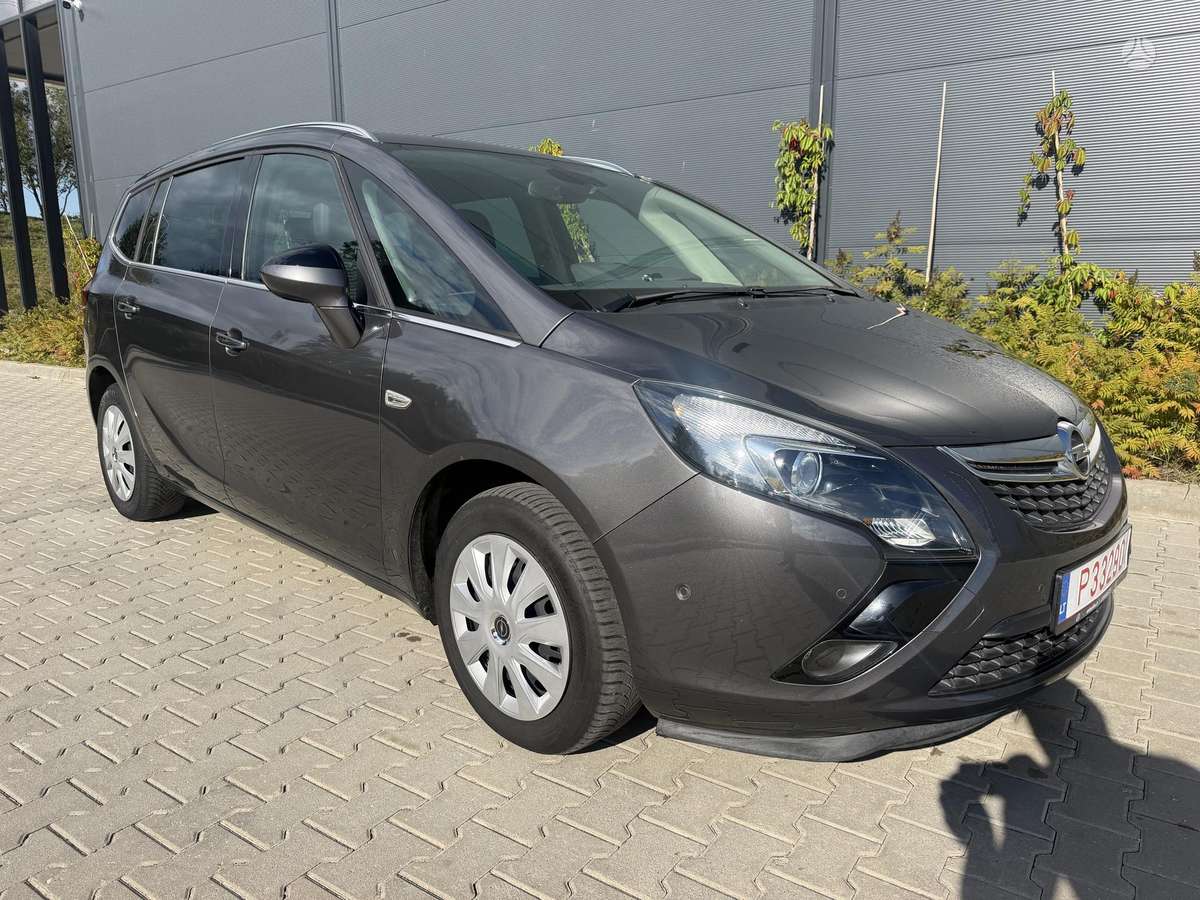 Opel Zafira 2012 — photo 8