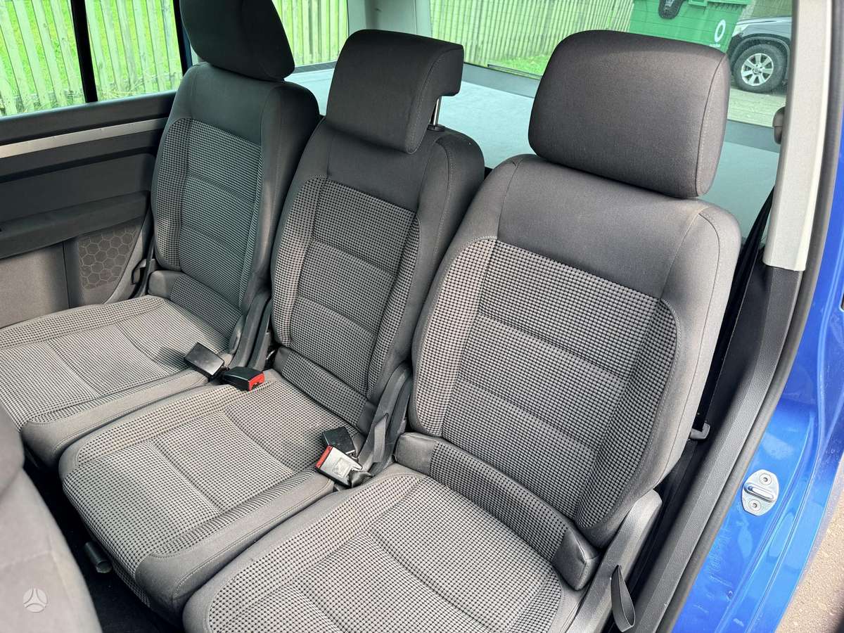 Volkswagen Touran 2005 — photo 13