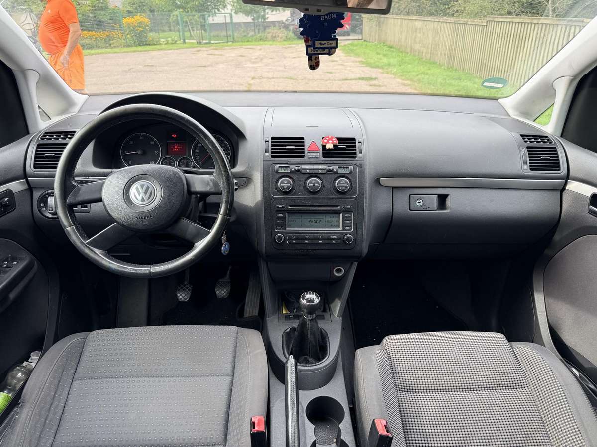 Volkswagen Touran 2005 — photo 8