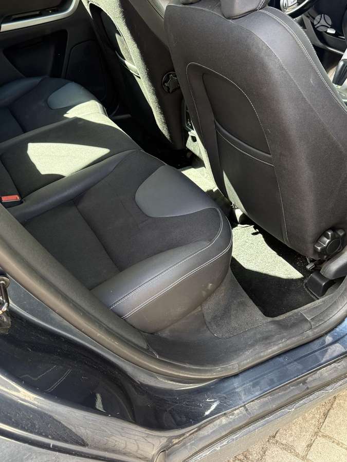 Volvo XC60 2009 — photo 14