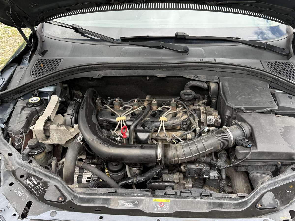 Volvo XC60 2009 — photo 8