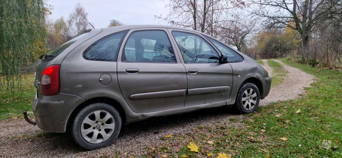 Citroen Xsara 2009 — engine 1560 cm³, 90 HP (66kW)