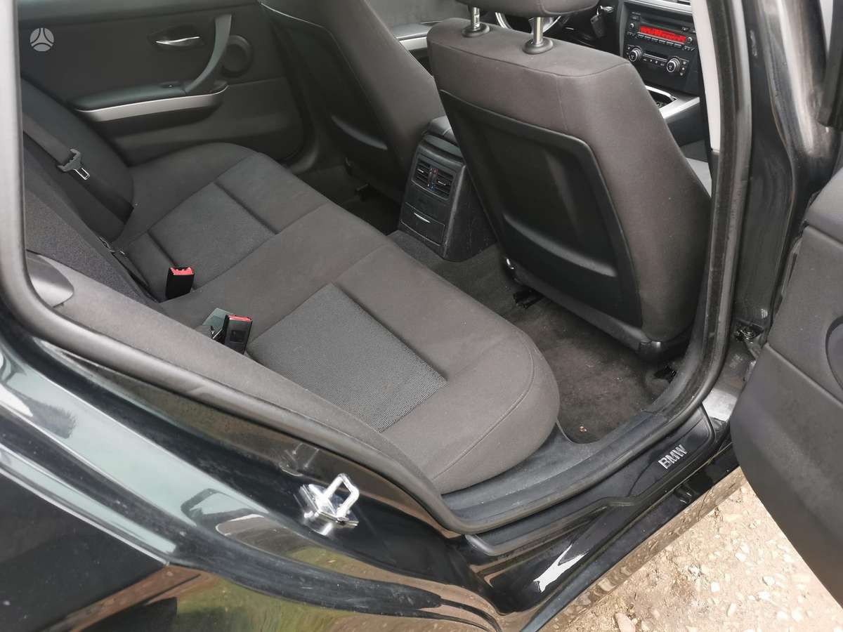 BMW 320 2007 — photo 10