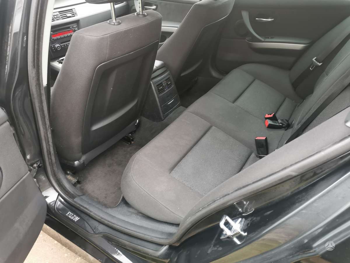 BMW 320 2007 — photo 11