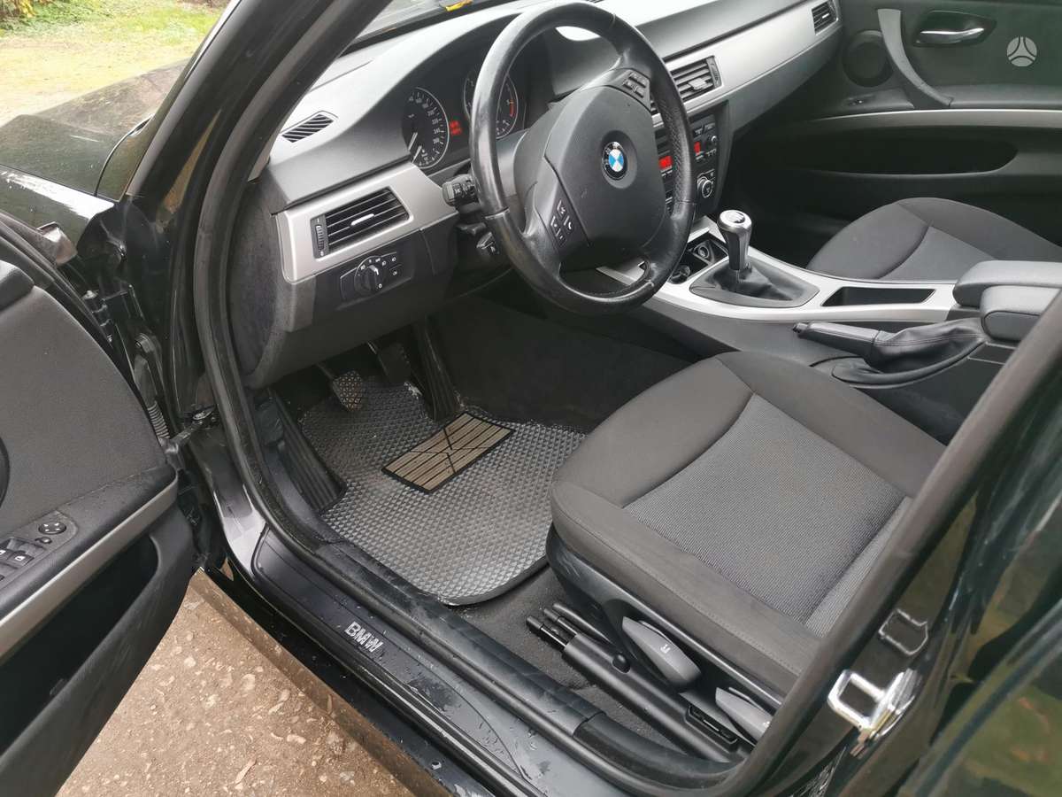BMW 320 2007 — photo 8