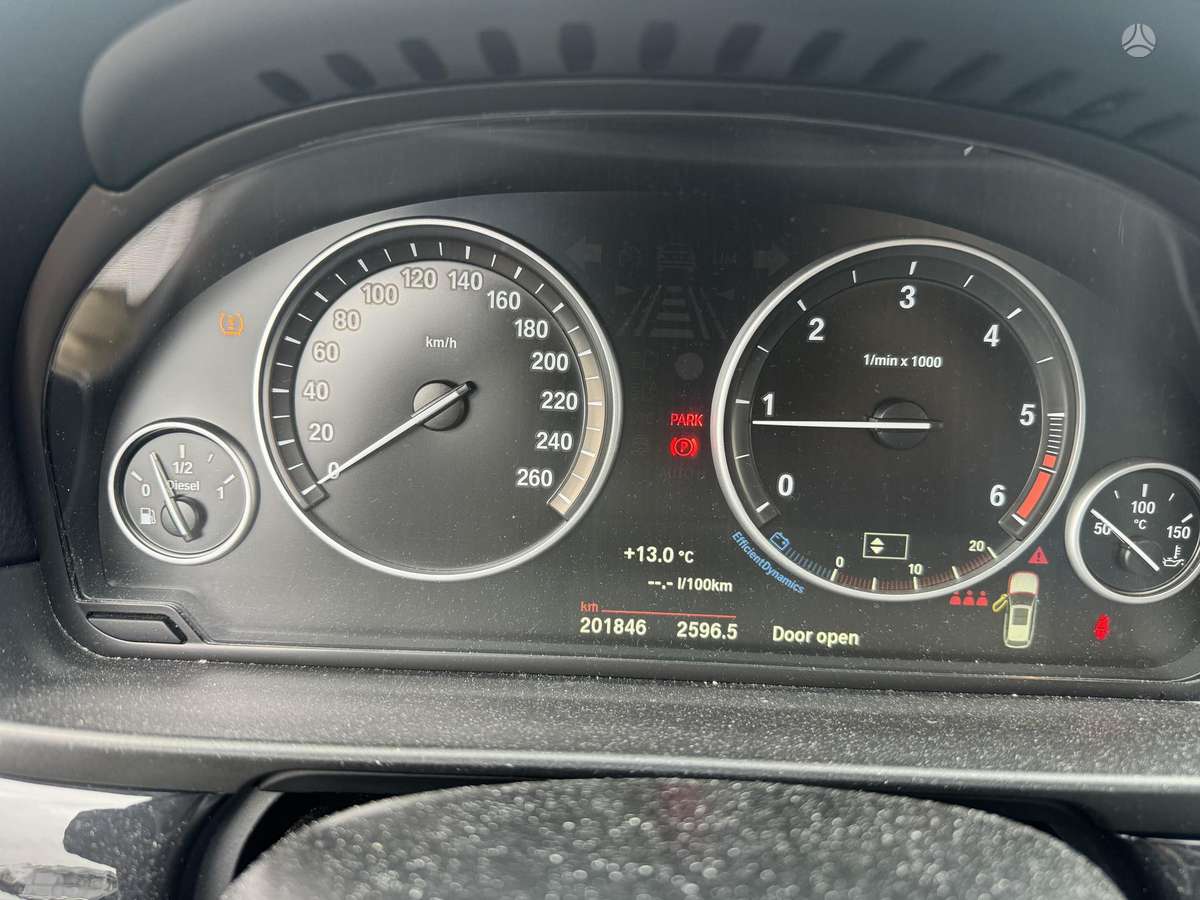BMW 520 2015 — photo 5