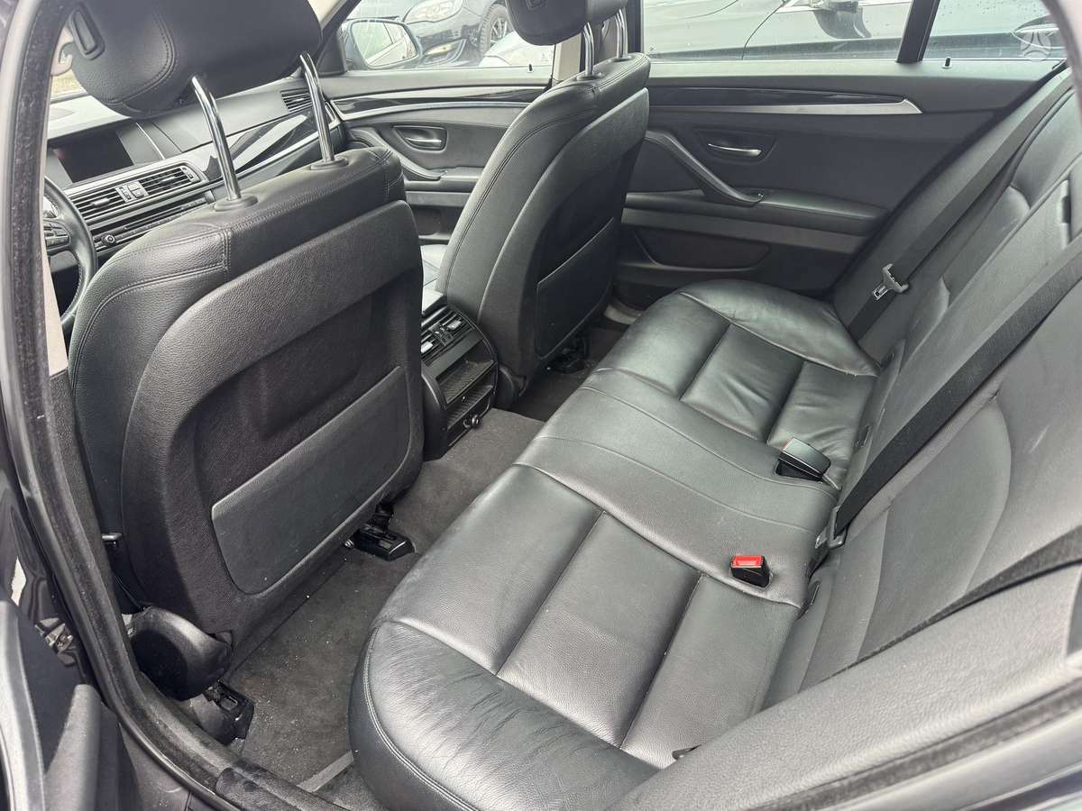 BMW 520 2015 — photo 8