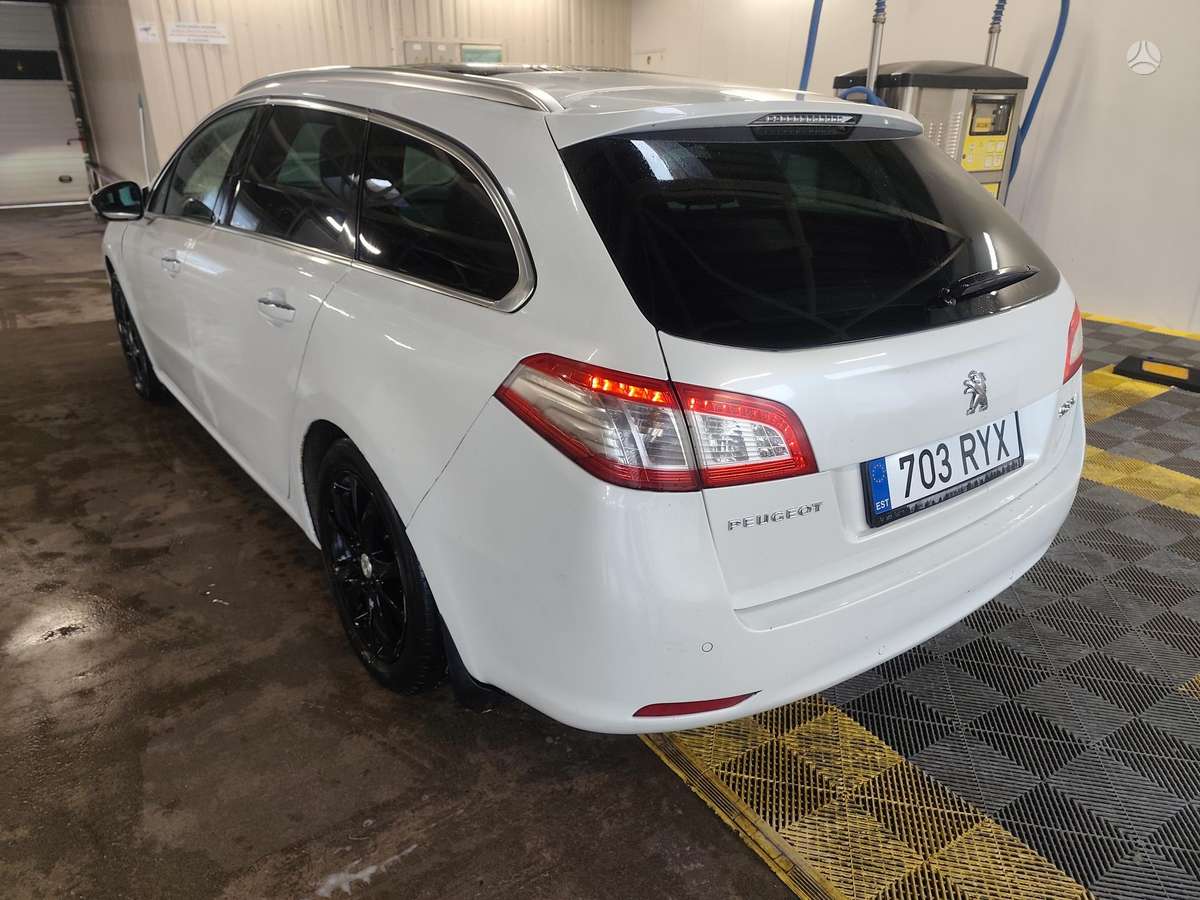 Peugeot 508 2011 — photo 16