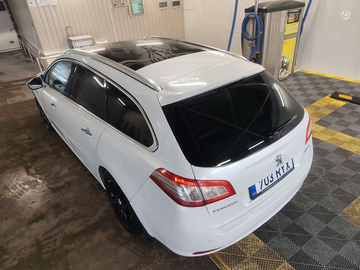 Peugeot 508 2011 — photo 17