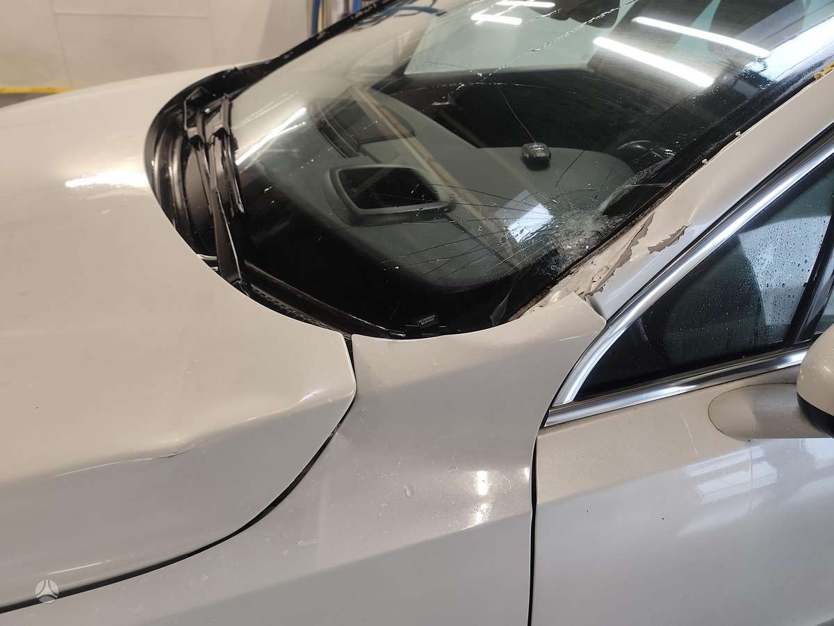 Peugeot 508 2011 — photo 20