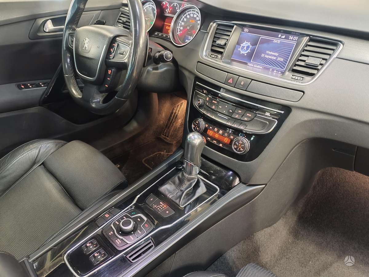 Peugeot 508 2011 — photo 29