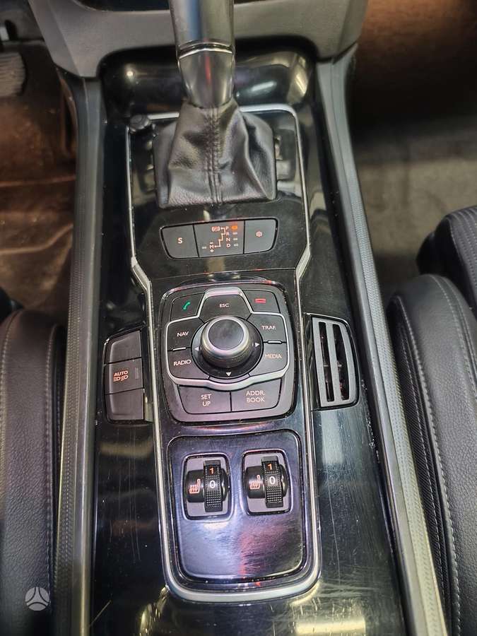Peugeot 508 2011 — photo 33