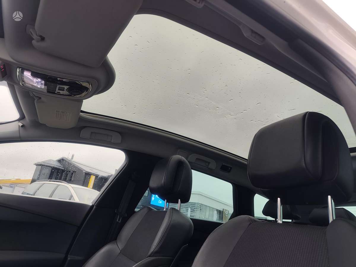 Peugeot 508 2011 — photo 40